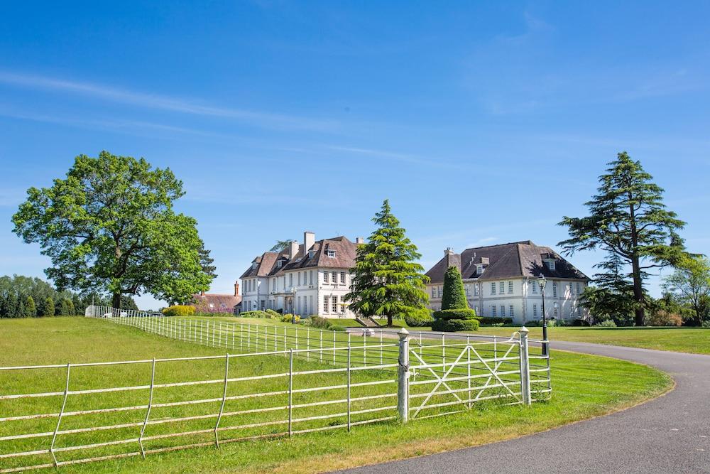 Brockencote Hall Kidderminster Exterior photo