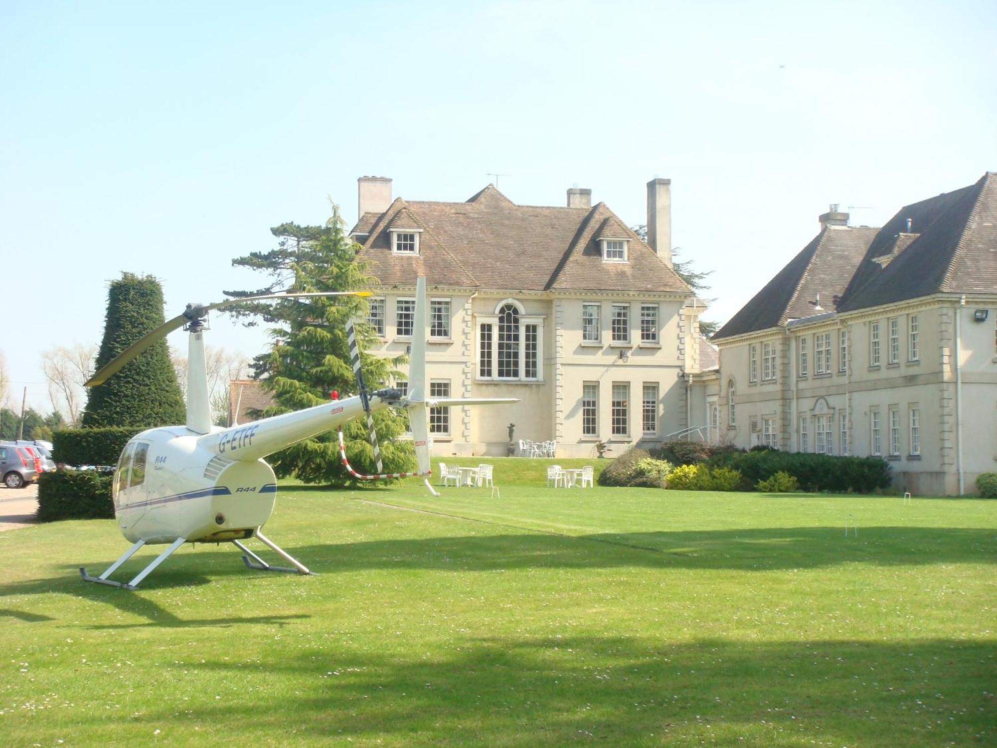 Brockencote Hall Kidderminster Exterior photo